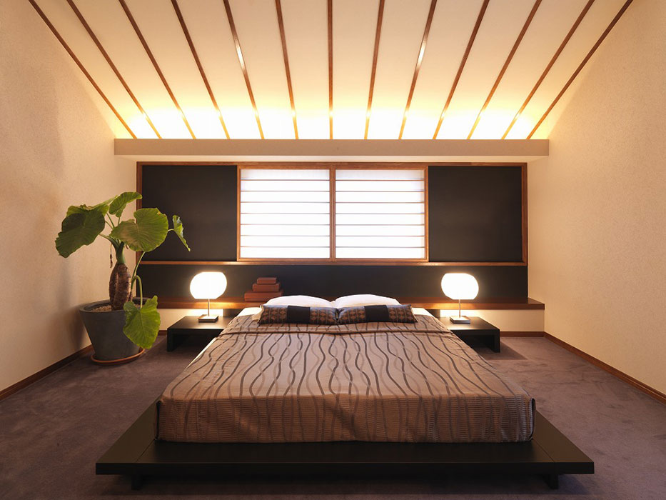 写真：格子をモチーフとして左右対称のデザインに仕上げられた寝室　日本ハウスホールディングス