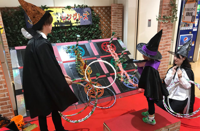 写真:マジカルリングトス
