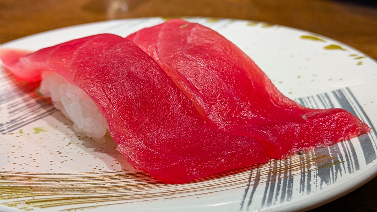 キハダマグロ解体ショー＆にぎり寿司プレゼント