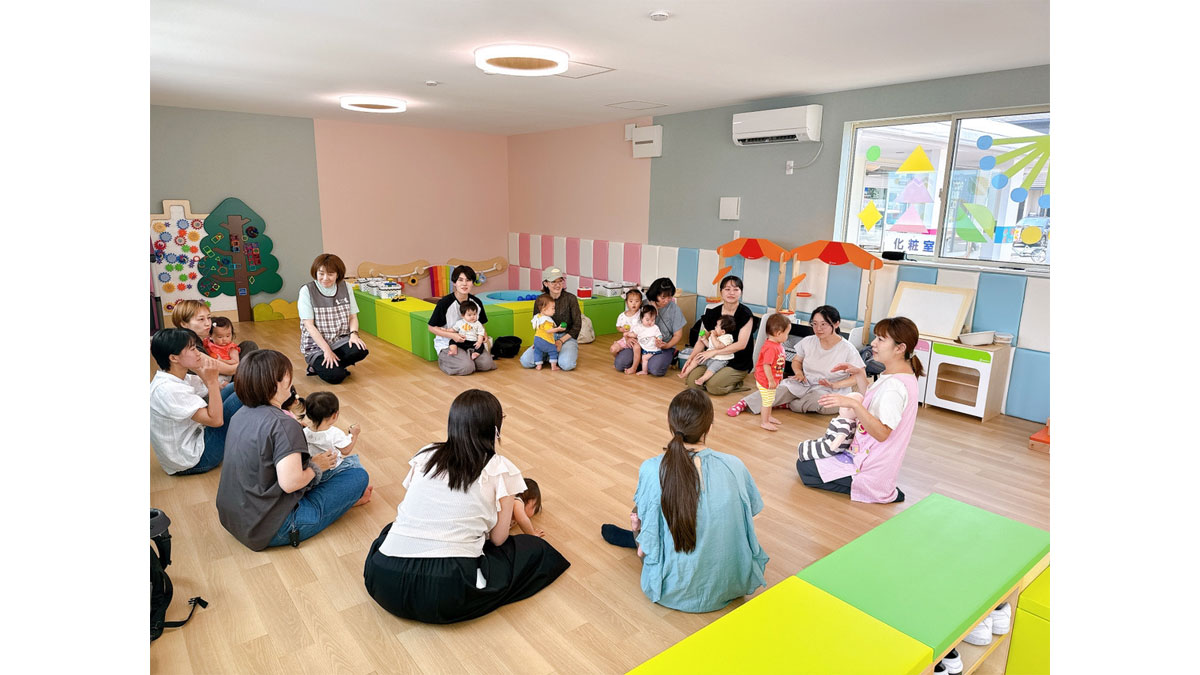 １歳のお誕生日会～みんなでお祝い～