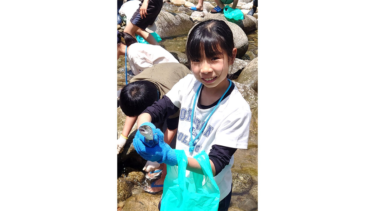 鮎のつかみ取り体験＆塩焼きプレゼント【お子様連れ限定！】